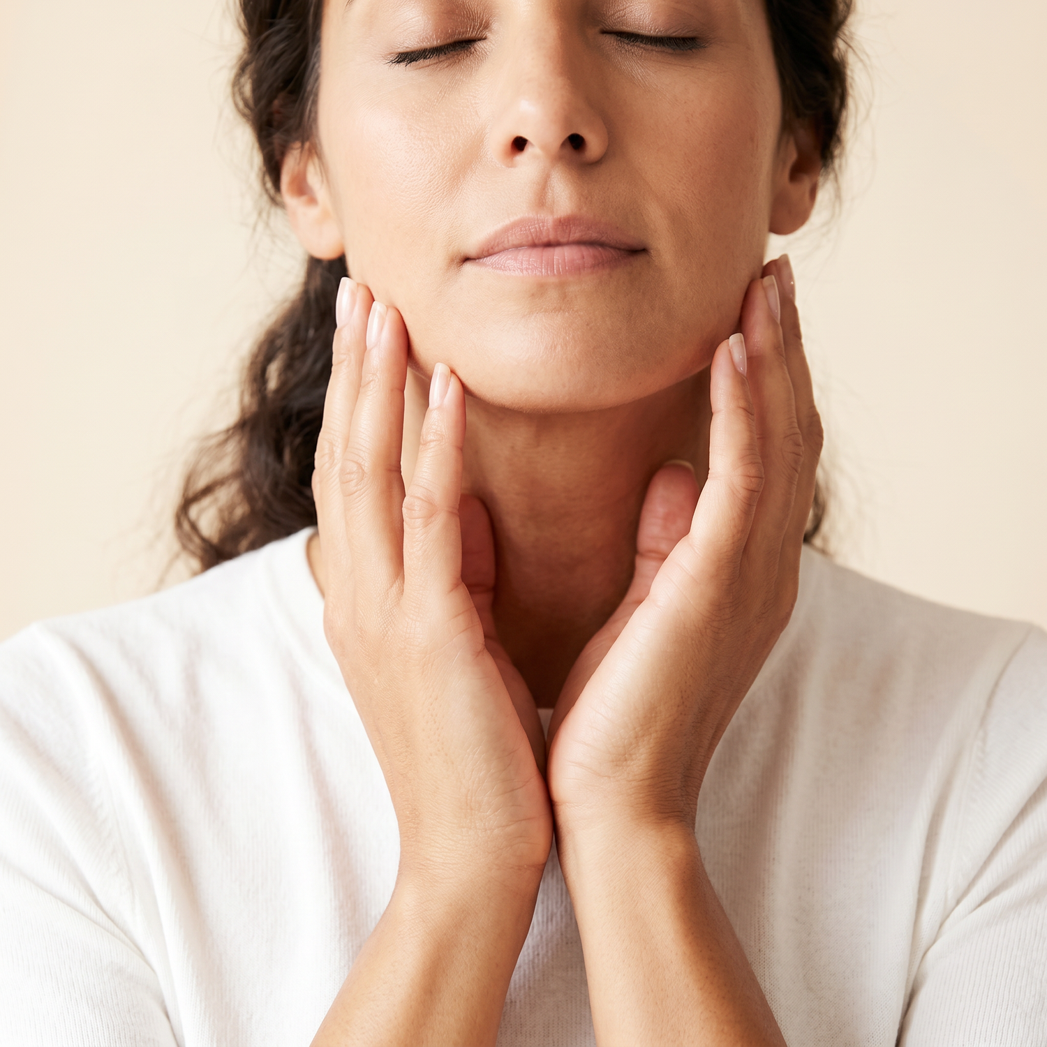 Arrugas Profundas y Líneas de Expresión: Las arrugas profundas aparecen con el envejecimiento. Conoce sus causas, cómo prevenirlas y qué ingredientes naturales… — Oasisveg.
